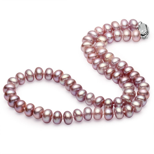 Natural  freshwater  pearl necklace